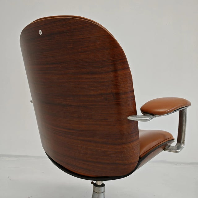 MiM Executive Chair in Natural Cognac Leather and Wood, 1970s For Sale - Image 6 of 18