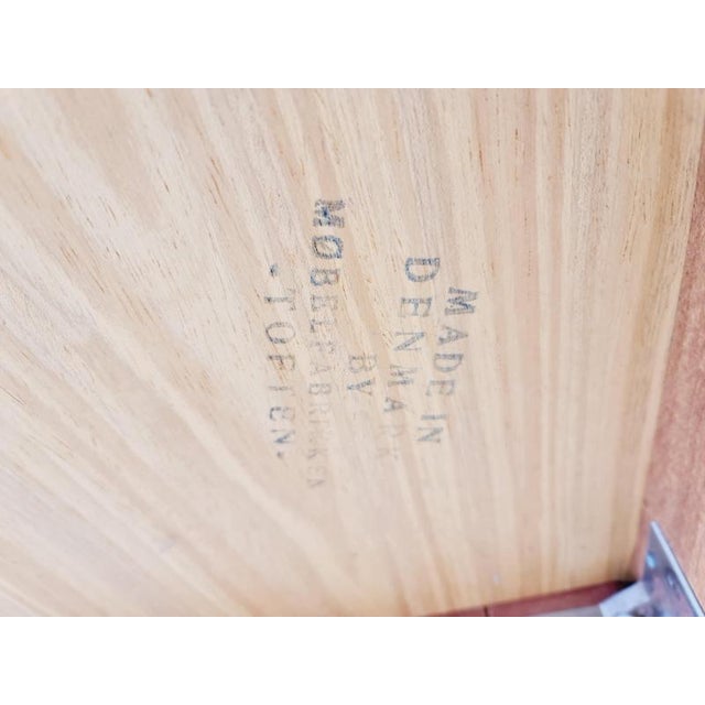 Danish Teak Coffee Table by Henning Kjaernulf for Vejle Møbelfabrik, 1960s For Sale - Image 16 of 18