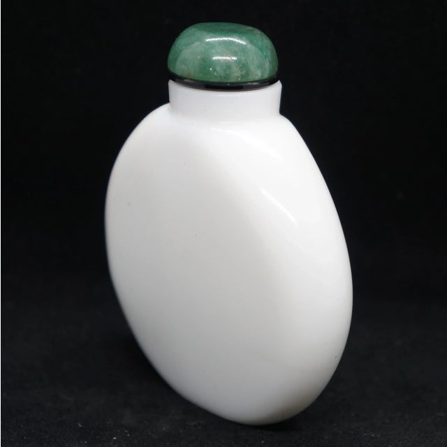 1920s Milk Glass Snuff Bottle For Sale - Image 4 of 13