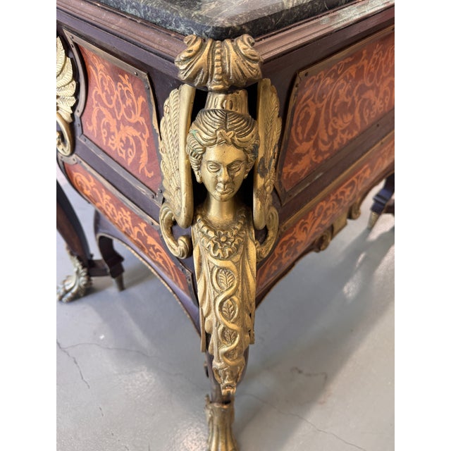 Vintage French Louis XIV Style Walnut Bombe Commode, Mid-20th Century – Marble Top & Ormolu For Sale - Image 16 of 18