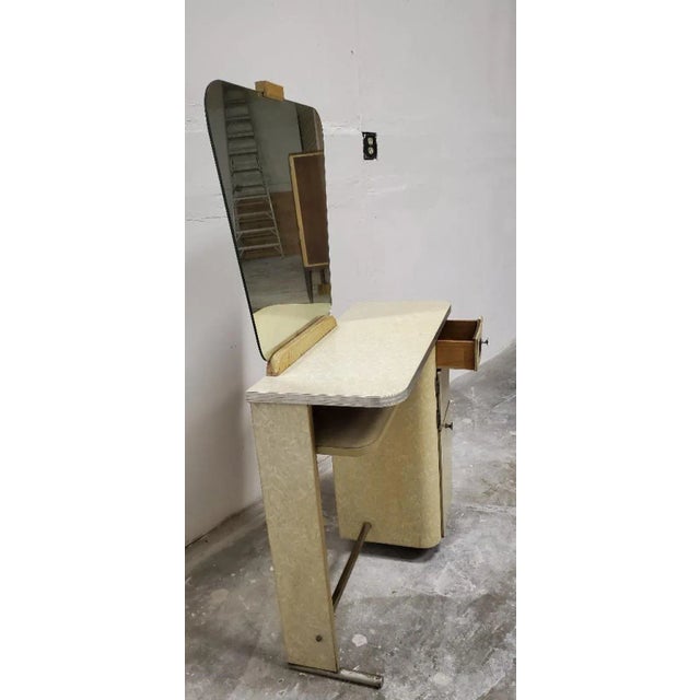 Metal 1950s Free Standing Beauty Salon Styling Station With Mirror Vanity Hair Salon Rockabilly For Sale - Image 7 of 13