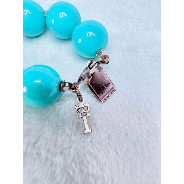 1950s Crown Trifari Turquoise Cabochon Necklace and Convertible Brooch Pendant Set For Sale - Image 10 of 10