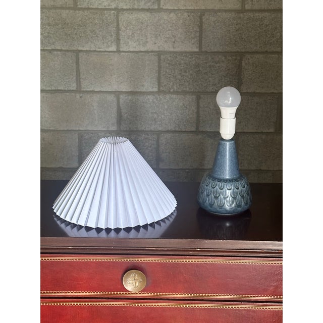 Ceramic 1970s Mid-Century Modern Søholm Stentøj Denmark Ceramic Table Lamp For Sale - Image 7 of 9