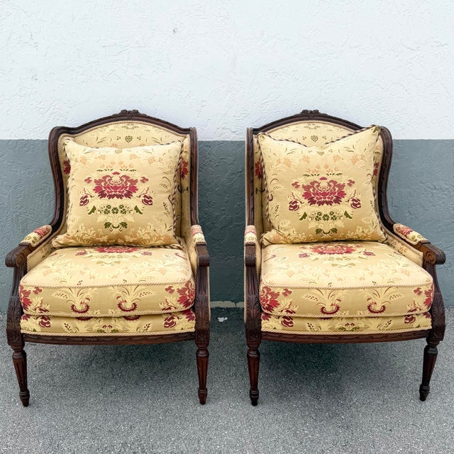 This elegant pair of Taylor King French Provincial lounge chairs blends timeless European craftsmanship with exceptional...