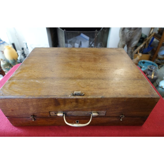 Large Antique Painter's Case, 1890s For Sale - Image 10 of 10