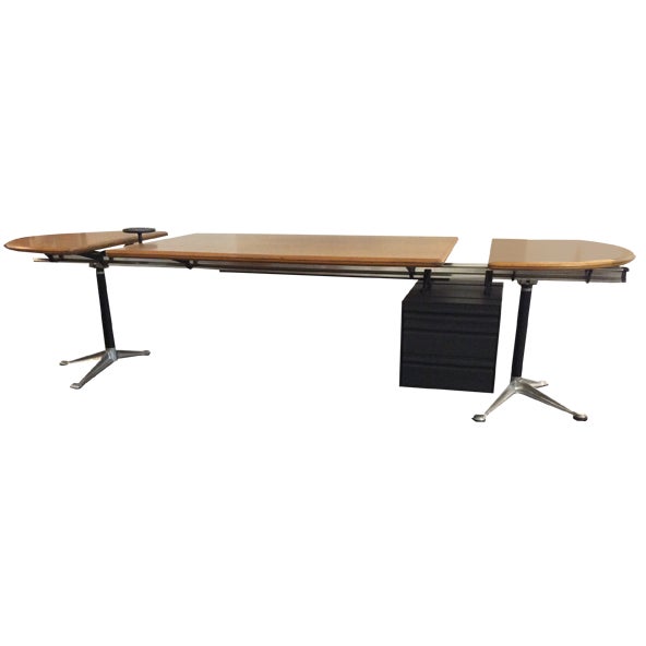 Executive Desk by Bruce Burdick for Herman Miller, 1980s For Sale
