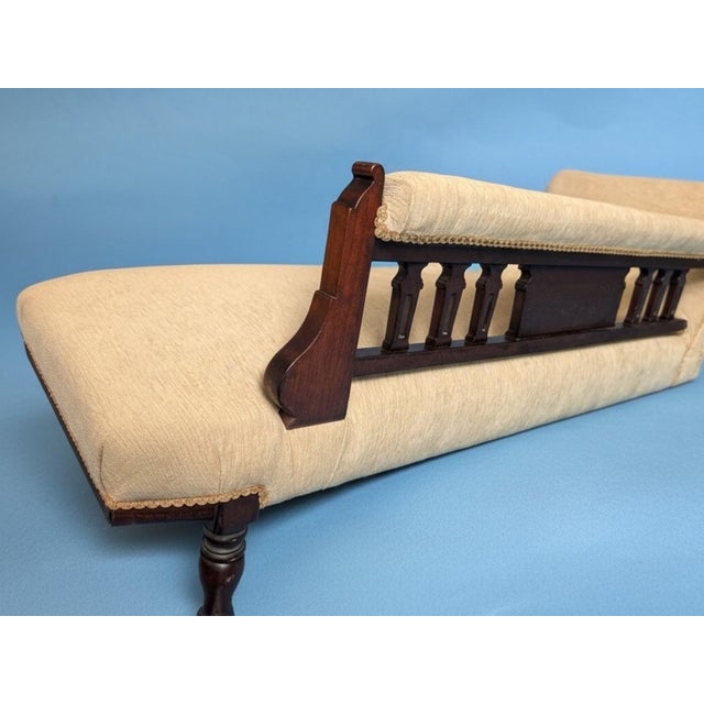 Victorian Late 19th Century Victorian Mahogany Bridgerton Vibe Fainting Couch Chaise Lounge For Sale - Image 3 of 7
