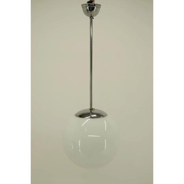 1930s Bauhaus Minimalistic Chrome-Plated Type 5878 Chandelier by Franta Anyz, 1930s For Sale - Image 5 of 10