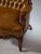 Beautiful leather sofa that combines elegance with comfort. This piece is ideal for lovers of classic design and luxury....
