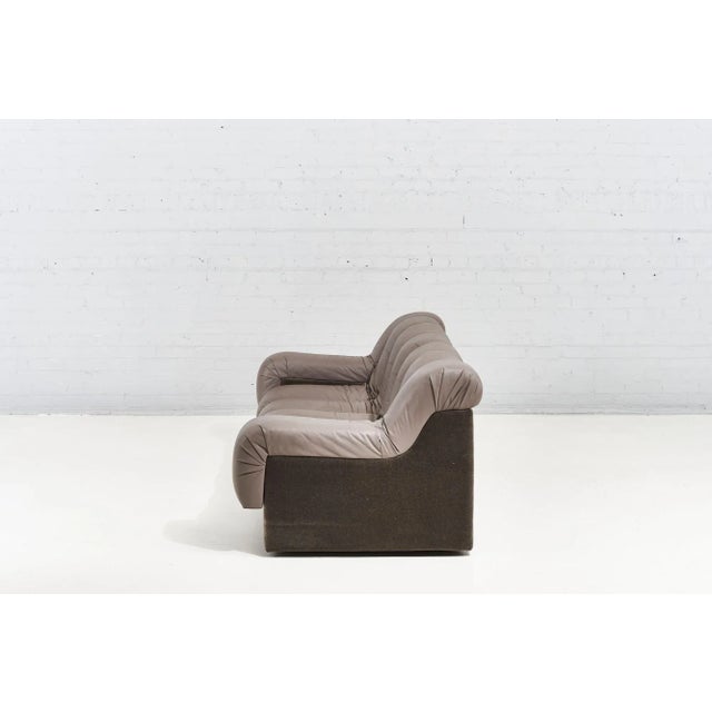 1970s Style Steve Chase Non Stop Channeled Tufted Sofa, 1970 For Sale - Image 5 of 10