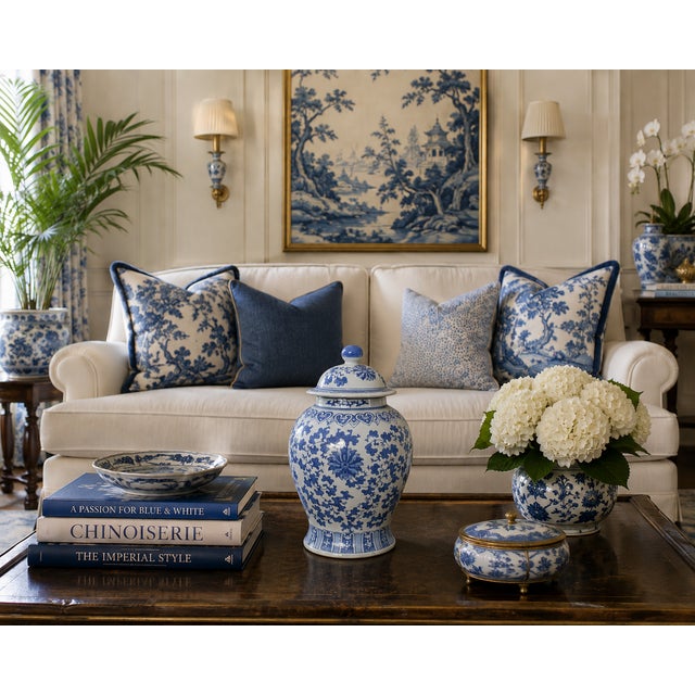 Vintage Chinoiserie Blue and White Ceramic Ginger Jar For Sale - Image 12 of 12