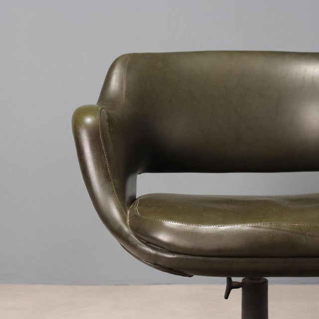 Vintage Armchair in Leatherette and Chromed Metal, 1960s For Sale - Image 6 of 12