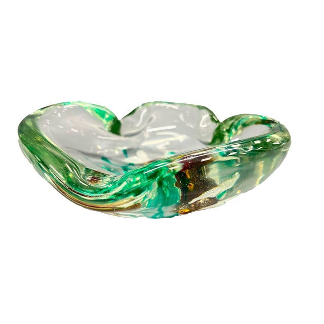 Alfredo Barbini Alfredo Barbini Mid 20th Century Art Glass Bowl with Three Fish For Sale - Image 4 of 8