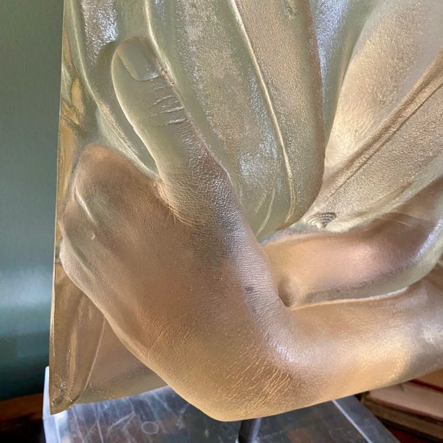Late 20th Century Vintage Female Acrylic Lucite Sculpture "Chin Up" by Marc Sijan For Sale - Image 5 of 7