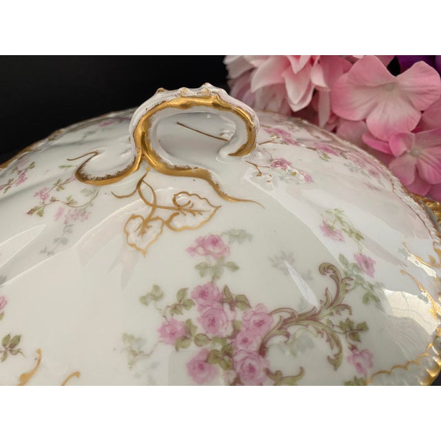 Theo Haviland Round Covered Vegetable Bowl: Schleiger 144F, Limoges France, Late 19th c- Early 1900's Pink Roses, Dbl Gold...