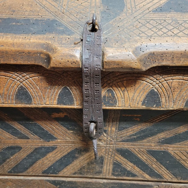 Mid-19th Century Carpathian Folk Art Dowry Chest With Peaked Lid For Sale - Image 9 of 12