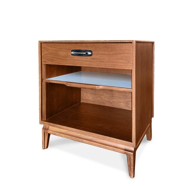 Pair Of Vintage Red Lion Mid Century Modern End Tables or Nightstands For Sale - Image 4 of 6