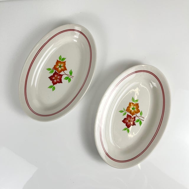 Plates from Moulin Des Loups, 1950s, Set of 2 For Sale - Image 3 of 7