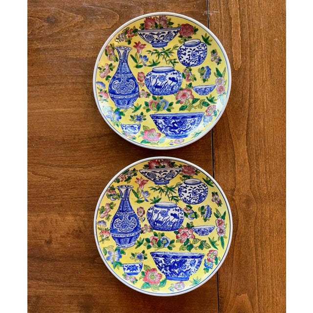1970s Pair of Yellow & Blue Chinese Porcelain Plates, Set of Two For Sale In Oklahoma City - Image 6 of 9