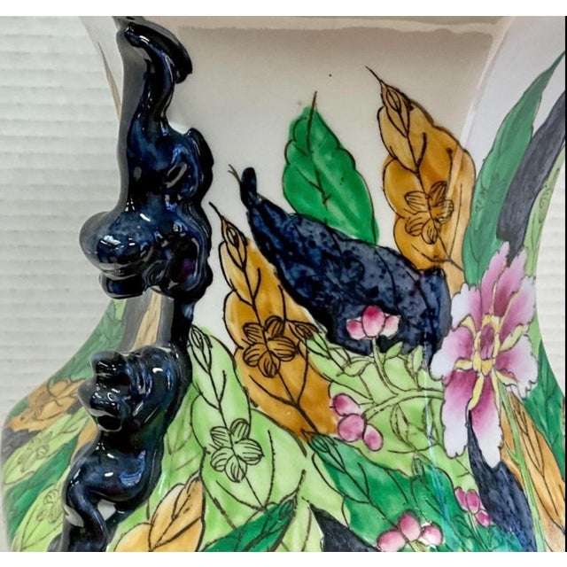 Chinese Midcentury Chinese Export Style Porcelain Tobacco Leaf Pattern Table Lamp For Sale - Image 3 of 5