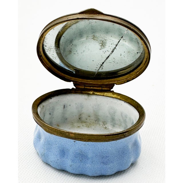 Royal Blue Battersea Bilston Enamel 'Trifles Show Respect' Motto Patch Box Circa 1790 For Sale - Image 8 of 10