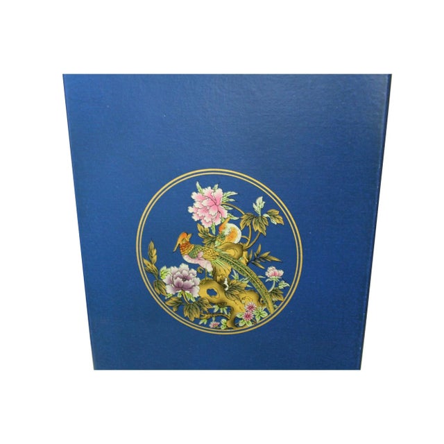 2010s Bright Blue Square Flower Bird Graphic Bucket For Sale - Image 5 of 7
