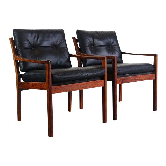 Set of Two Model 806 Fredrik Kayser for Vatne Lounge Chairs in Rosewood, Denmark For Sale