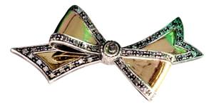 Gold and Silver Bow-Shaped Brooch with Diamond Chips
