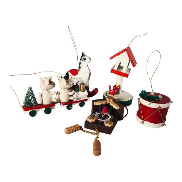 Vintage Brinn's Wooden Christmas Ornaments - Set of 5 For Sale