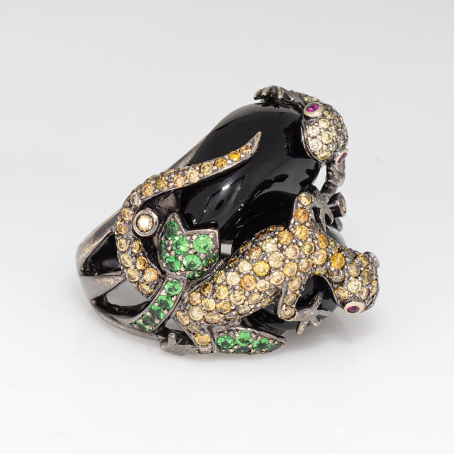 Diamond Double Lizard Ring Size 6.5 Estate 18k White Gold Garnet Band Jewelry For Sale - Image 4 of 7