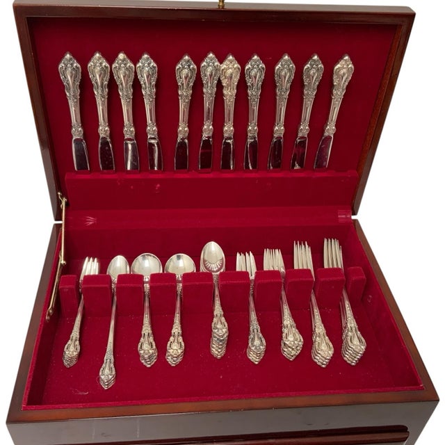 1950s 1950s Modern Lunt Eloquence Sterling Silver 62-Piece Estate Flatware Service With Fitted Chest For Sale - Image 5 of 5