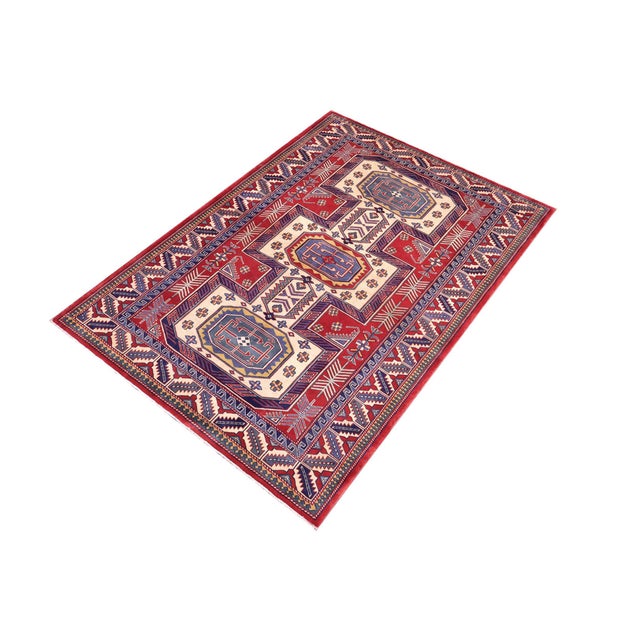 Bring timeless elegance into your home with this hand‑knotted Shirwan rug, crafted with exceptional detail and luxurious...
