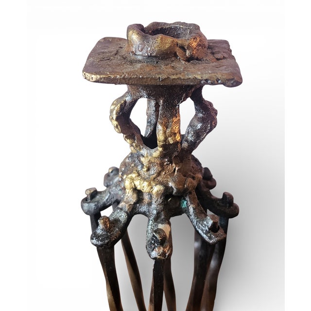 Rare Pair Bronze Sculptured Brutalist Judaica Ceremonial Candlesticks ~ Chaim Hendin (b.1920) For Sale - Image 14 of 16