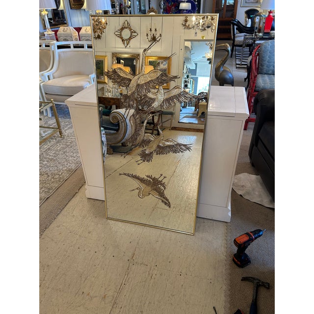 1960s Hollywood Regency Etched Mirror With Brass & Gold Highlights For Sale - Image 5 of 9