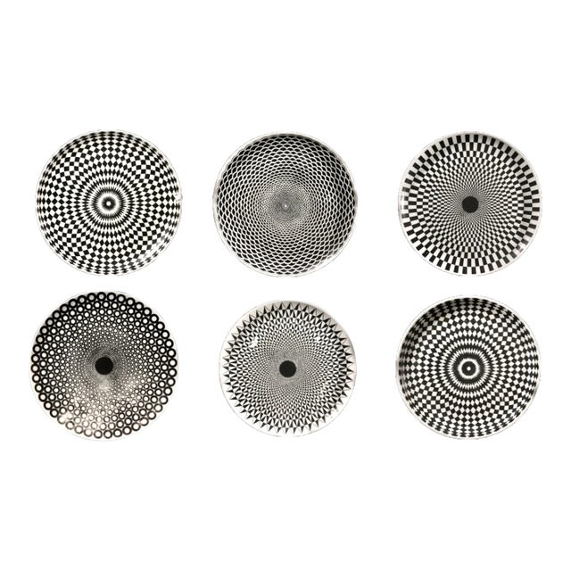 Geometric Illusion: Fornasetti "Egocentrismo" Op Art Plates (Set of Six) For Sale