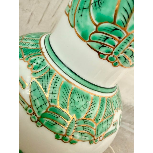 Wood Vintage Chinoiserie Famille Verte Green and White Hand Painted Porcelain Baluster Vase Table Lamp on a Black Wood Base For Sale - Image 7 of 12