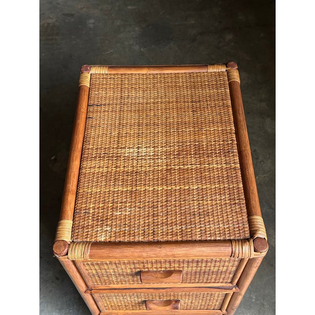 Wood 1980s Bamboo and Cane British Colonial Style Small Chest For Sale - Image 7 of 9