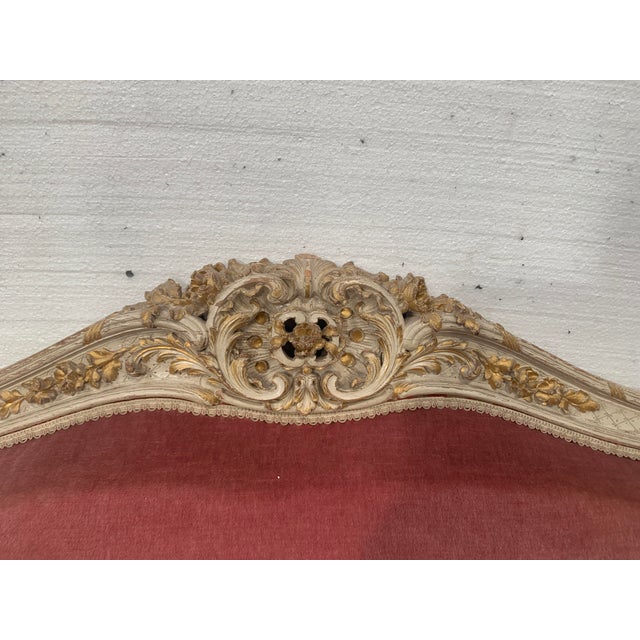 Louis XV Style Bench in Lacquered and Gilded Beechwood For Sale - Image 13 of 17