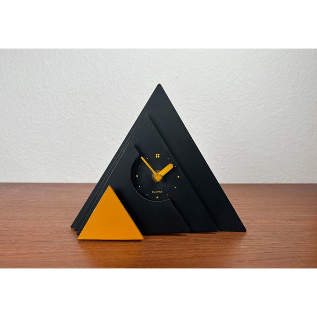 Vintage Japanese Black and Yellow Pyramide Table Clock from Makiko Taniguchi, 1980s For Sale - Image 18 of 18