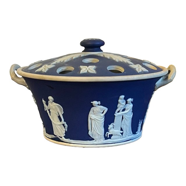 Antique Early 20th Century Wedgwood Dark Blue Jasperware Violet Pot, Potpourri Incense Burner For Sale
