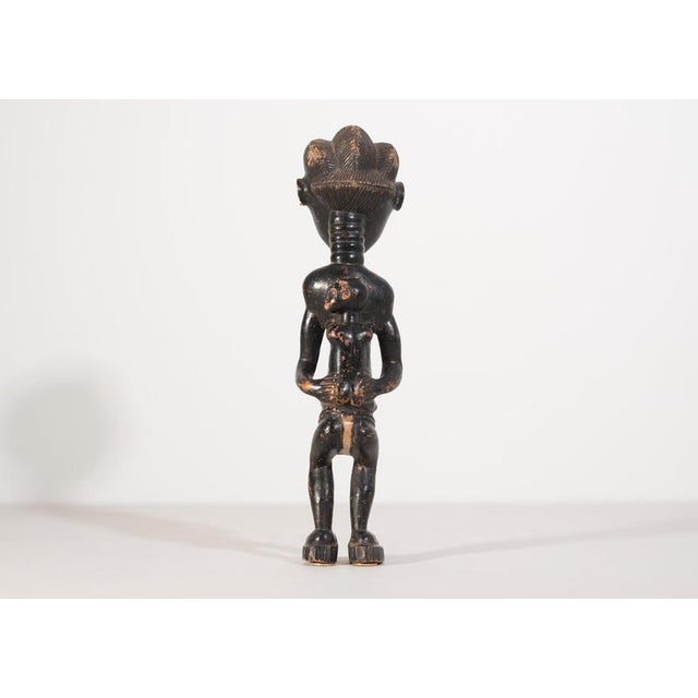 African Carved Wooden Figurine, Early 20th Century For Sale - Image 5 of 8