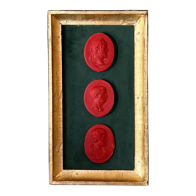 Classical Georgian Inspired Red Cast Emperor Profile Set on the Green Velvet & Gilt Frame For Sale