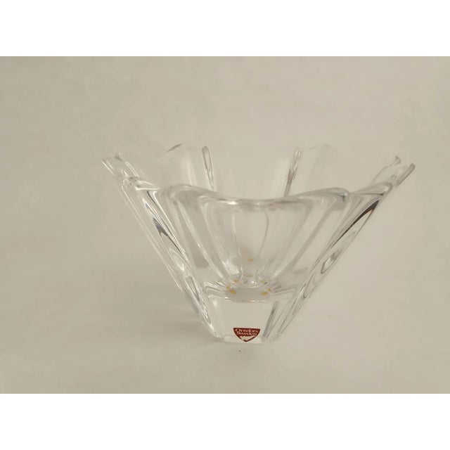 Modern Vintage Corona Crystal Vase by Lars Hellsten for Orrefors, 1970s For Sale - Image 3 of 10