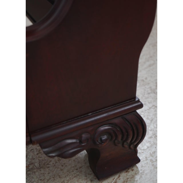 1990s Thomasville Queen Size Mahogany Sleigh Bed For Sale - Image 5 of 12