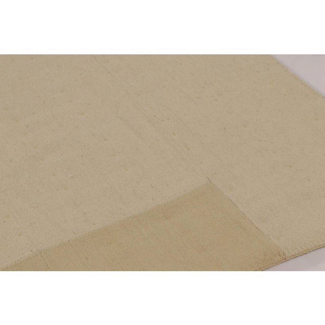 Contemporary Rug & Kilim’s Contemporary Textural Solid Kilim in Beige and Cream Tones For Sale - Image 3 of 9