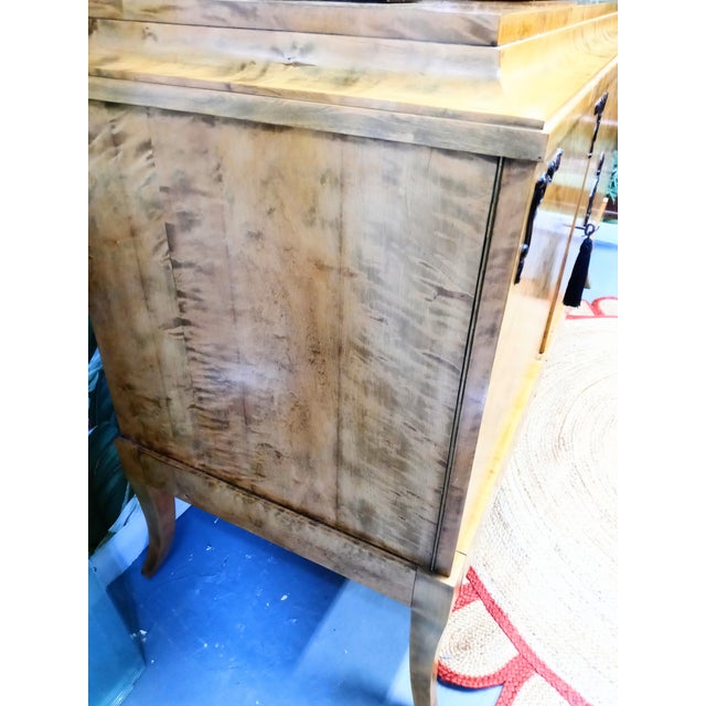 Vintage Large Tiger Wood 3 Compartment Honey Colored Storage Buffet