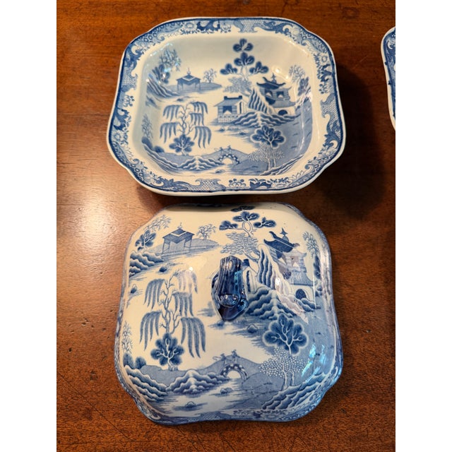 Victorian Mid 19th Century Mason's Patent Ironstone, Blue Willow and Chinoiserie , Vegetable Dishes - a Pair For Sale - Image 3 of 13