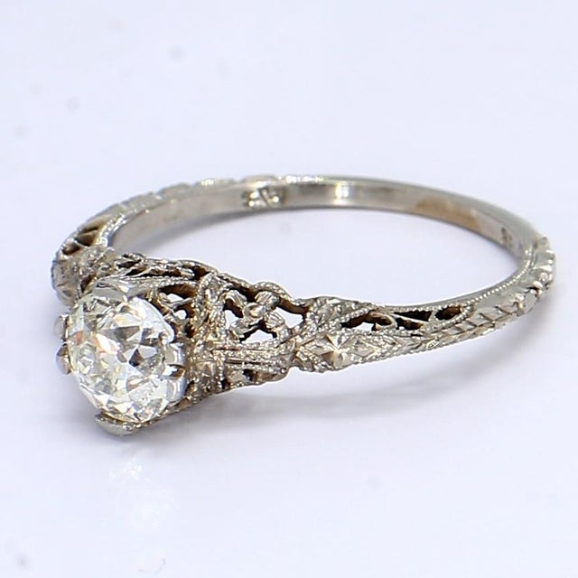 Contemporary Vintage 18k White Gold Ring With ~0.5ct Center Stone - Size 6 For Sale - Image 3 of 6
