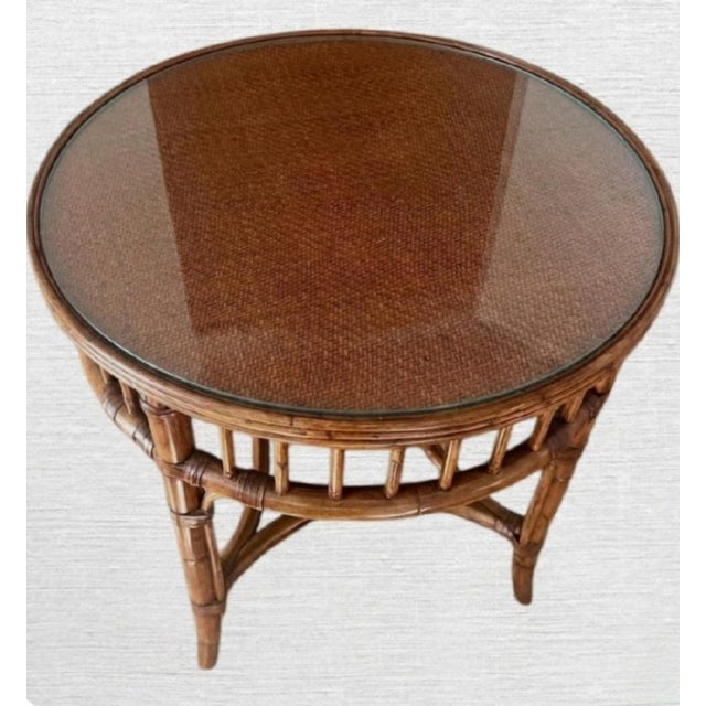 Vintage Ethan Allen Large Chinese Chippendale Round Glass Wicker Top Side Tables- a Pair For Sale In West Palm - Image 6 of 8