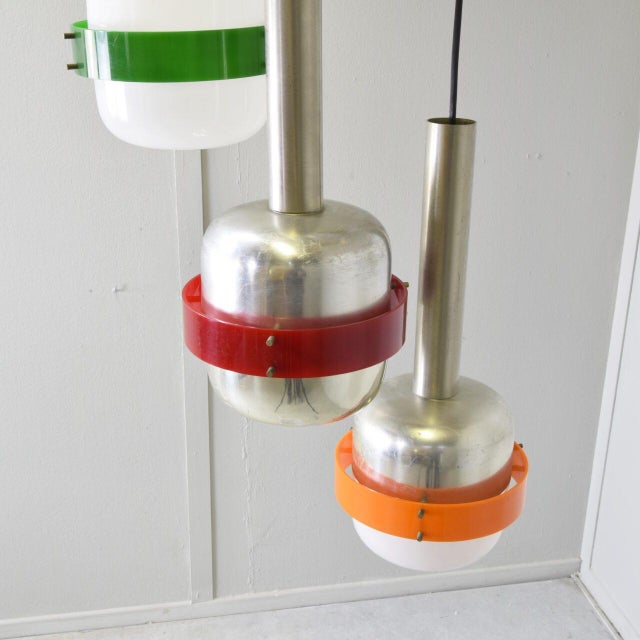 Pendant Lights in White and Colored Plastic from Stilnovo, 1960s, Set of 5 For Sale - Image 6 of 14
